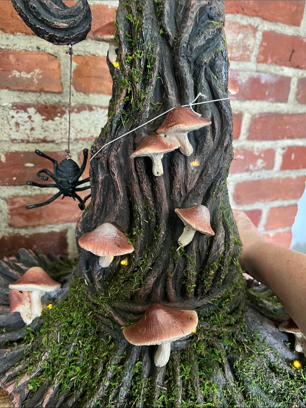 Woodland Mushroom Witch Hat Sculpture - Brown & Green Home Accent - Picture 12 of 13